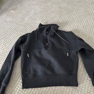 Old navy black cropped half zip with cute features size large